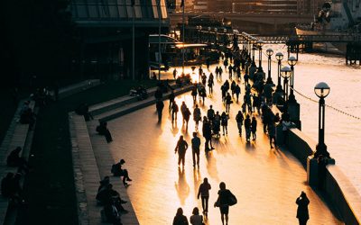 kid-circus-HyVXOAxah10-unsplash-square